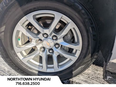 Used 2024 Chevrolet Tahoe LT image 46