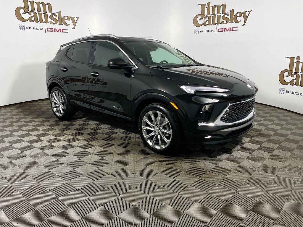 Used 2024 Buick Encore GX Avenir w/ Avenir Convenience Package FWD image 1
