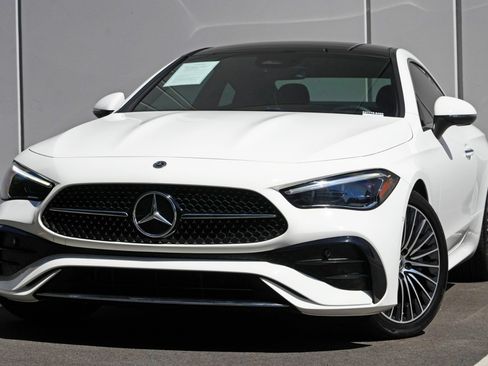 Used 2024 Mercedes-Benz CLE 450 4MATIC Coupe image 3