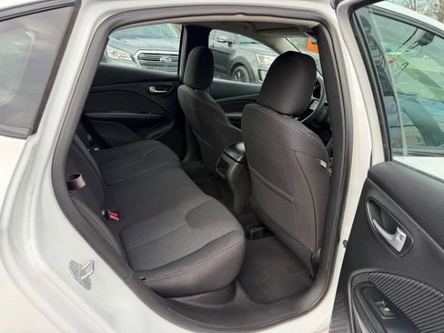 Used 2015 Dodge Dart SXT FWD image 18