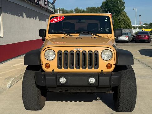 Used 2013 Jeep Wrangler Sport w/ Connectivity Group AWD/4WD image 5