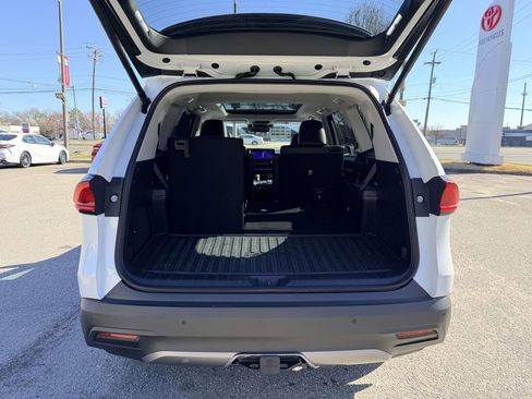 Certified 2025 Toyota Grand Highlander AWD image 15