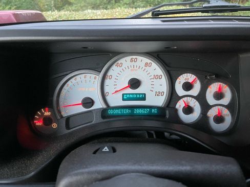 Used 2003 HUMMER H2 w/ Preferred Equipment Group image 23