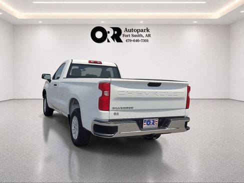 Used 2025 Chevrolet Silverado 1500 W/T RWD image 4