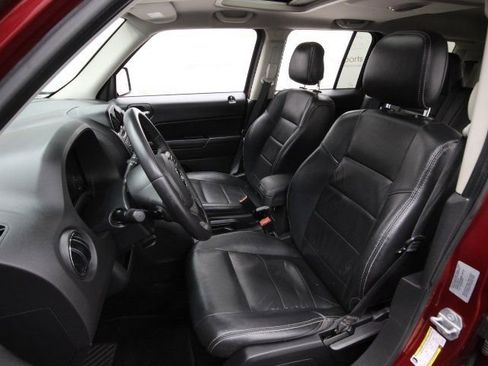 Used 2017 Jeep Patriot High Altitude image 11