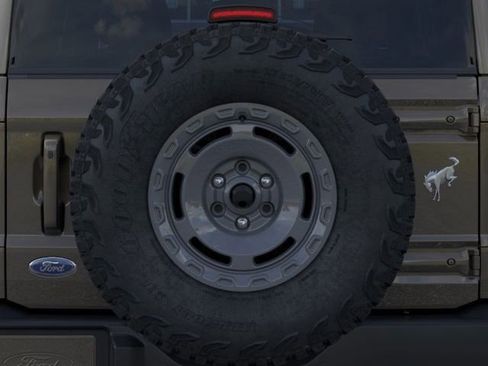 New 2025 Ford Bronco Outer Banks w/ Sasquatch Package image 24