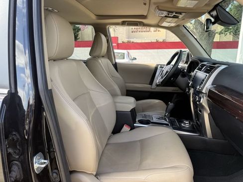 Used 2024 Toyota 4Runner Limited AWD/4WD image 30