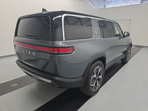 Used 2023 Rivian R1S Adventure AWD/4WD image 5