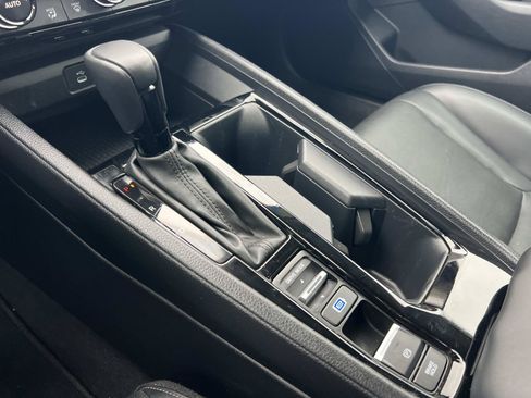 Used 2024 Honda Accord EX-L image 16