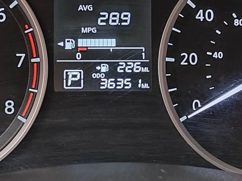 Used 2023 Nissan Versa S w/ Trunk Package image 24