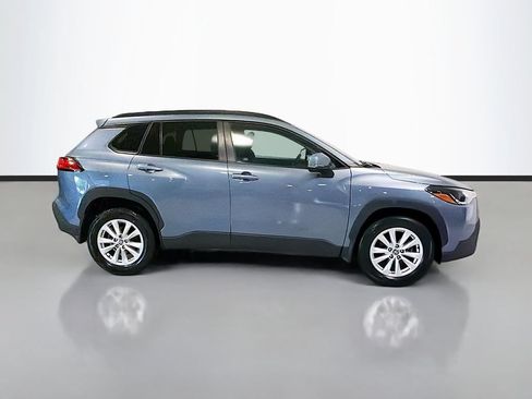 Used 2022 Toyota Corolla Cross LE AWD/4WD image 8