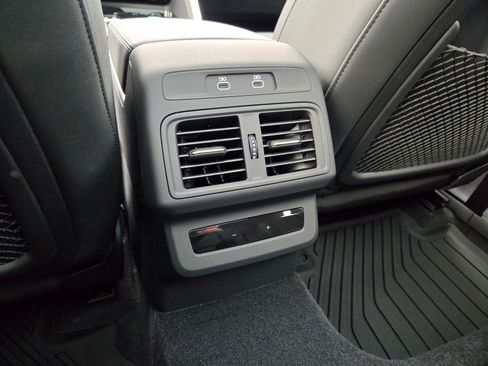 Used 2025 Audi Q5 Premium Plus AWD/4WD image 10