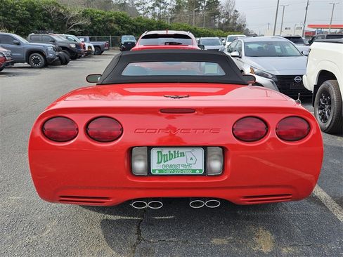Used 2004 Chevrolet Corvette Convertible w/ Preferred Equipment Group image 11