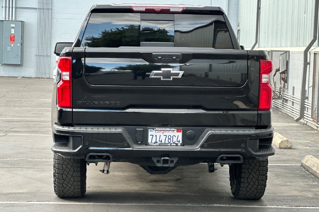 Used 2025 Chevrolet Silverado 1500 LT Trail Boss w/ LT Trail Boss Premium Package AWD/4WD image 5