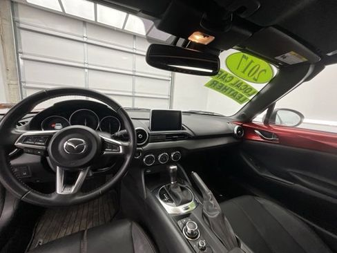 Used 2017 MAZDA MX-5 Miata RF Grand Touring image 4