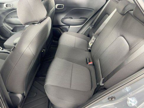 New 2026 Hyundai Venue SE image 15