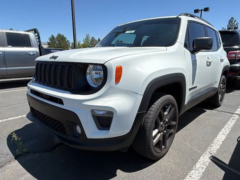 Used 2021 Jeep Renegade Latitude AWD/4WD image 4