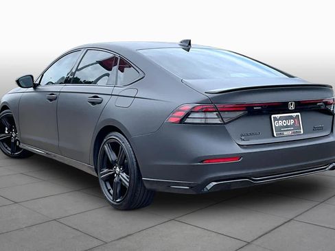 Used 2025 Honda Accord Sport image 12