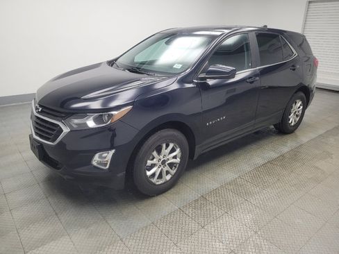 Used 2021 Chevrolet Equinox LT image 2