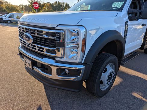 New 2026 Ford F450 XL w/ XL Chrome Package image 9