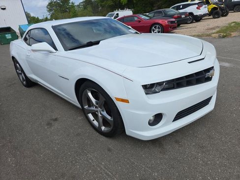 Used 2013 Chevrolet Camaro SS w/ RS Package RWD image 3