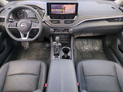 New 2025 Nissan Altima 2.5 SL image 14