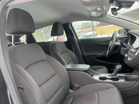 Used 2023 Chevrolet Malibu LT image 47