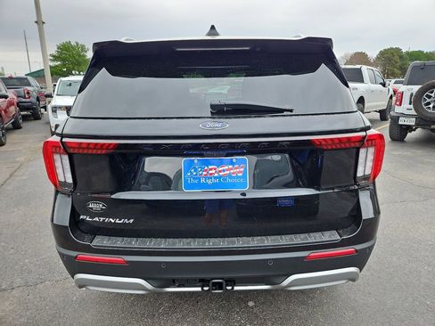 New 2026 Ford Explorer Platinum RWD image 10