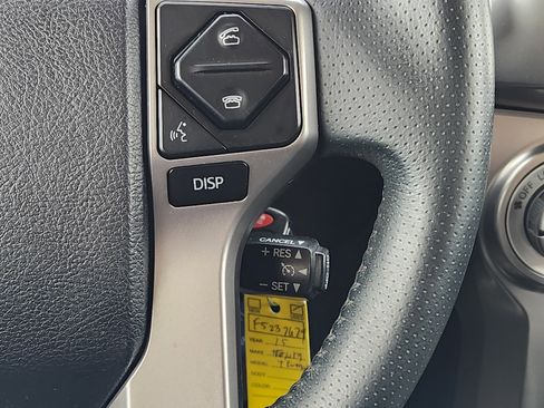 Used 2015 Toyota 4Runner SR5 image 29