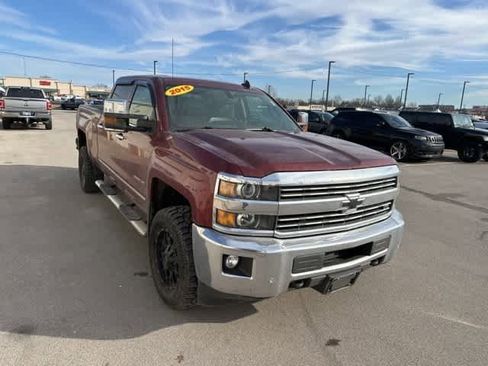 Used 2015 Chevrolet Silverado 2500 LTZ w/ LTZ Plus Package image 25