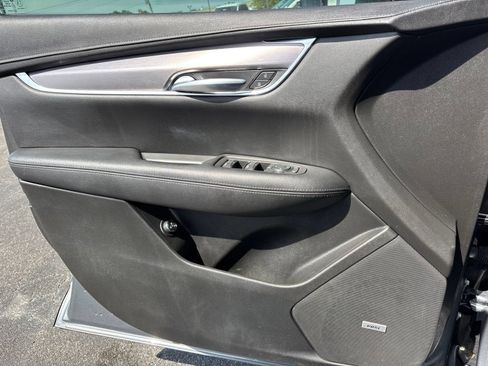Used 2020 Cadillac XT5 Luxury FWD image 13