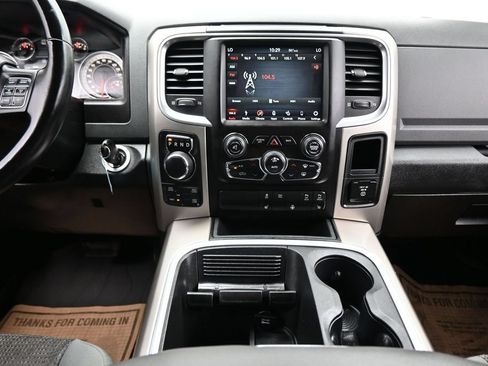 Used 2018 RAM 1500 Big Horn AWD/4WD image 17
