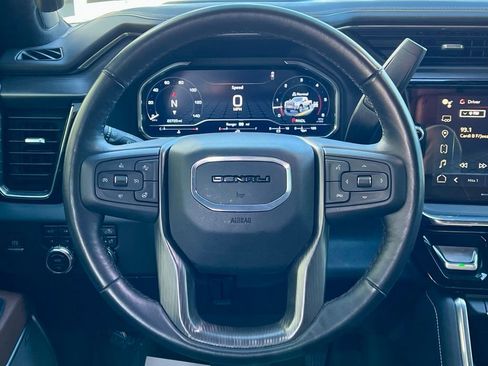 Used 2025 GMC Sierra 2500 Denali Ultimate image 25