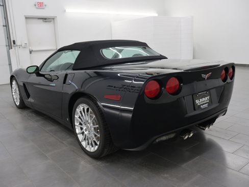 Used 2007 Chevrolet Corvette Convertible w/ Preferred Equipment Group image 44