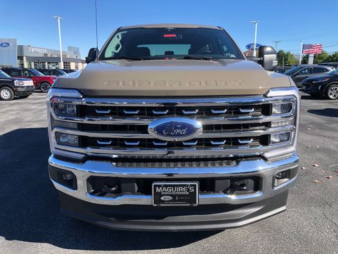 New 2026 Ford F250 Lariat w/ FX4 Off-Road Package image 8