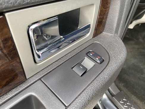 Used 2013 Ford F150 Platinum AWD/4WD image 19