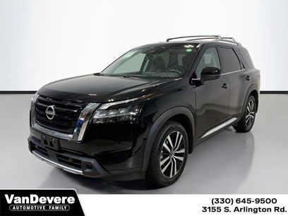 Used 2024 Nissan Pathfinder Platinum
