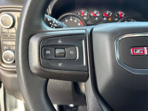 Certified 2022 GMC Sierra 2500 Pro w/ Convenience Package image 16