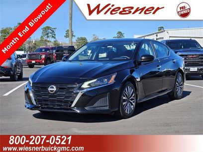 Used 2023 Nissan Altima 2.5 SV