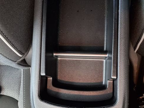 Used 2025 Chevrolet TrailBlazer LT FWD image 35