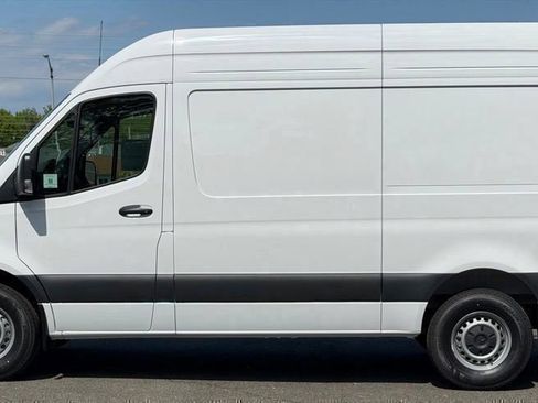 New 2026 Mercedes-Benz Sprinter 2500 image 8