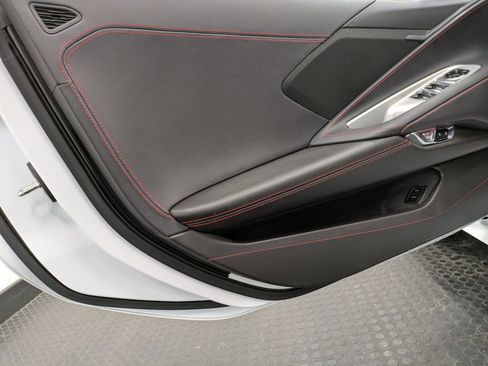 Used 2024 Chevrolet Corvette Stingray Convertible w/ Z51 Performance Package RWD image 8