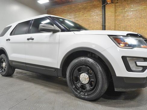 Used 2017 Ford Explorer 4WD Police Interceptor image 9