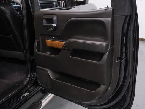 Used 2018 Chevrolet Silverado 1500 LTZ w/ Texas Edition image 45