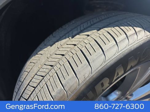 Certified 2022 Ford Explorer XLT w/ Equipment Group 202A AWD/4WD image 39