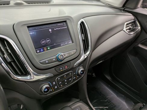 Used 2022 Chevrolet Equinox LT image 10