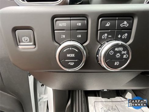 Used 2024 GMC Sierra 1500 AT4 w/ Technology Package image 17