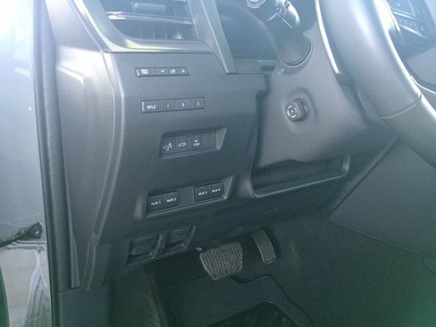 Used 2026 Lexus GX 550 w/ Accessory Package (CT) AWD/4WD image 14