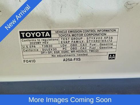 Used 2025 Toyota Camry SE FWD image 7