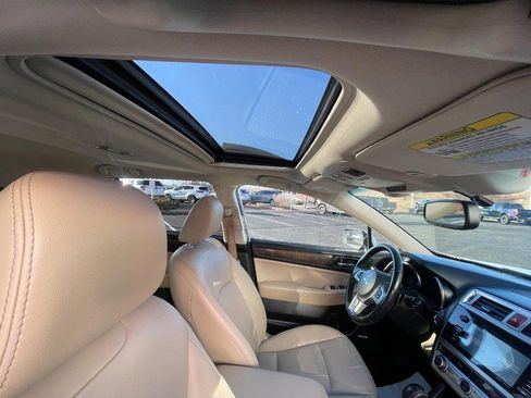 Used 2016 Subaru Outback 2.5i Limited image 12